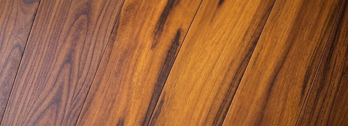 Wood grain finish on aluminium